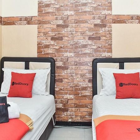 Reddoorz At Omah Wetan Sawojajar Malang Hotell Eksteriør bilde